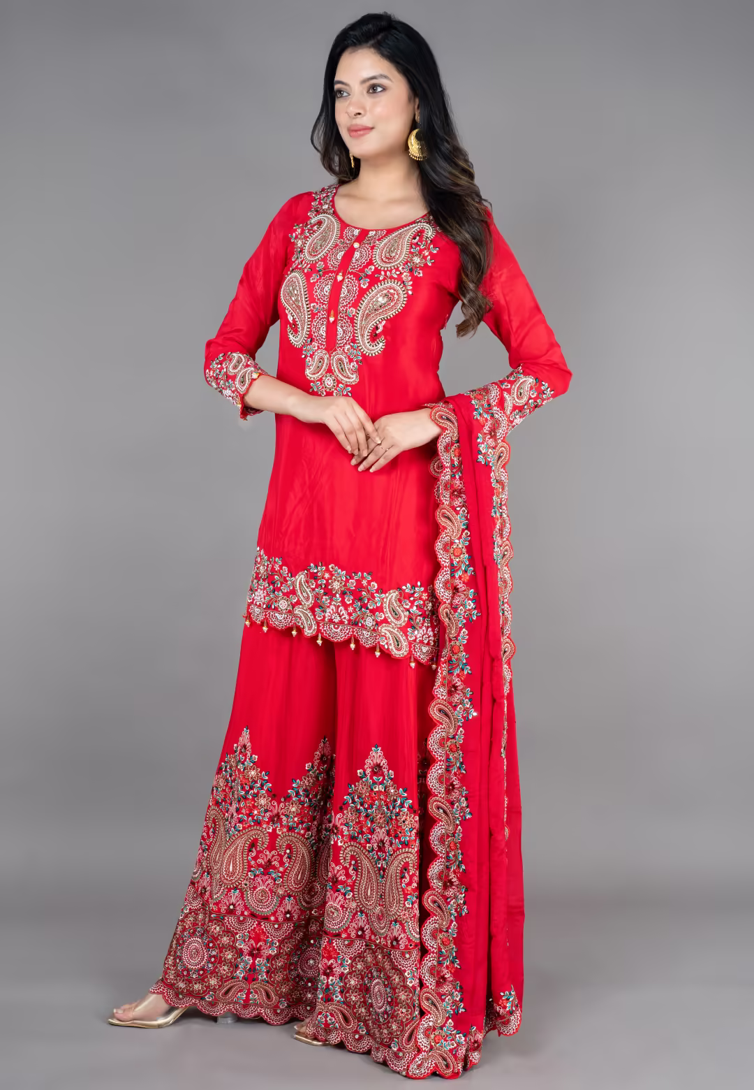 Red Straight Suit With Sarara